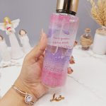 بادی اسپلش 250 ml ویکتوریا سکرت مدل Body Splash Velvet Petals اورجینال
