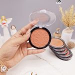رژگونه پرطرفدار دایره ای برند دیسیل Deycill کد 22178