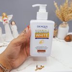 لوسیون بدن سفید کننده و نرم کننده پوست حاوی ویتامین C برند بیوآکوا BIOAQUA کد BQY 88678