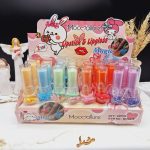 لیپ گلاس و بالم لب همراه با کش مو فانتزی موکالره Mocallure کد Moc 319