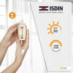 کرم ضد آفتاب بی رنگ ایزدین SPF30 مدل Fusion Water Urban مناسب انوع پوست حجم 50 میلی لیتر