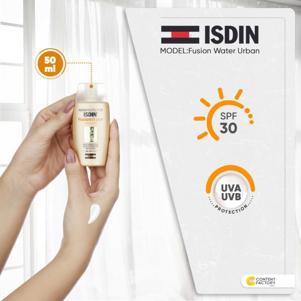 کرم ضد آفتاب بی رنگ ایزدین SPF30 مدل Fusion Water Urban مناسب انوع پوست حجم 50 میلی لیتر