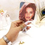 آینه دسته چوبی مربع فانتزی طرح دختر