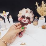 آینه چوبی دسته دار گل مدل دخترانه  طرح دوم
