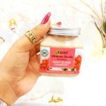 اسکراب شنی بدن کاسه ای زغال اخته 320میل کاریته karite