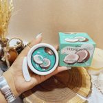 اسکراب شنی صورت و بدن رایحه نارگیلی هدی بیوتی HUDABEAUTY کد 826020