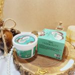 اسکراب شنی صورت و بدن رایحه نارگیلی هدی بیوتی HUDABEAUTY کد 826020