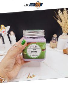 اسکراب لایه بردار تیرگی رایحه نعنا MINT برند secret plus حجم 500ml