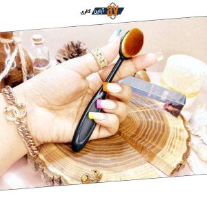 براش حرفه ای قاشقی سایز بزرگ HUDABEAUTY