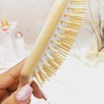 برس مو بامبو چوبی کف سفید و مستطیلی و دندانه چوبی JA.STYLE