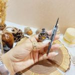 خط چشم مویی بینظیر نگین دار برند معروف کاریته اصلی نقره ای کد 57703