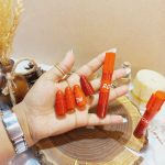 رژ جامد پرطرفدار 4 طبقه رومانتیک می ROMANTIC MAY کد YR2026