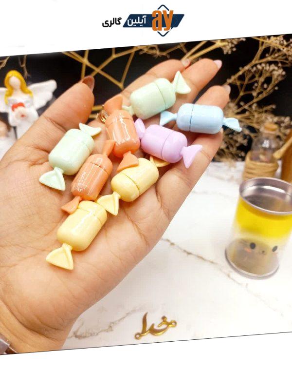 پک رژ ۸ عددی طرح شکلات بدنه استوانه ای برند Modasecret کد YL_608
