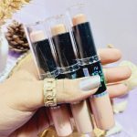 کانسیلر دو سر جامد و مایع پرطرفدار هدی مات می HUDA MATTE ME کد 7812