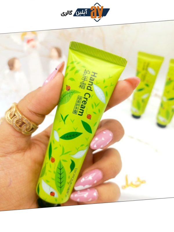کرم دست تیوپی چای سبز 30 گرم بیوآکوا BIOAQUA کد BQY9669