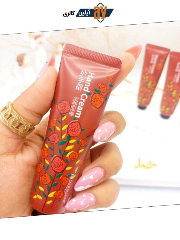 کرم دست تیوپی گل رز 30 گرم بیوآکوا BIOAQUA کد BQY9683