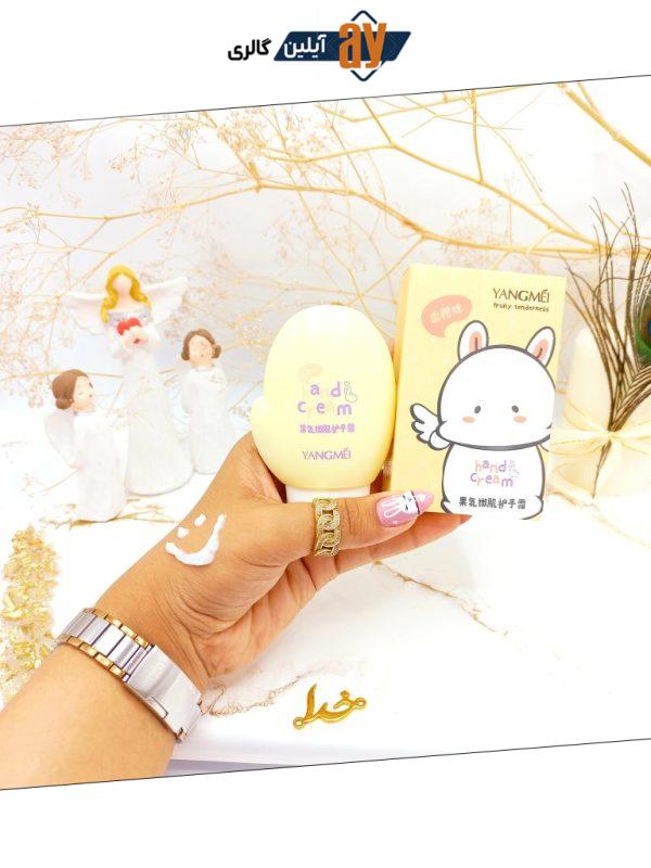 کرم دست مرطوب کننده رایحه لیمو طرح دست یانگمی کد Ym88941