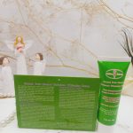 کرم روشن کننده و رفع تیرگی بدن آیچون بیوتی رایحه سیب و آووکادو AICHUN BEAUTY کد AC31237