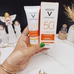 کرم ضد آفتاب رنگی جوانساز و ضد لک ویشی کاپیتال سولیل ویشی VICHY  SPF50 کد 1826