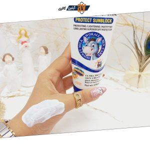 کرم ضدآفتاب  روشن کننده و مات کننده شیر الاغ SPF90 وکالی Wokali کد HA3086