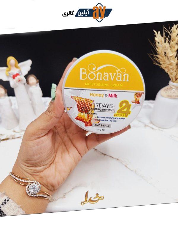 کرم مرطوب کننده کاسه ای دست و صورت رایحه شیر عسل برند بناوان BONAVAN