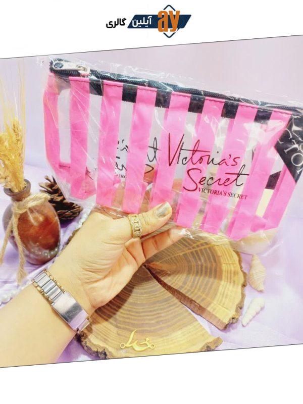 کیف لوازم آرایشی ویکتوریا سکرت سایز کوچیک کالباسی VICTORIA SECRET