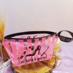کیف لوازم آرایشی ویکتوریا سکرت سایز کوچیک کالباسی VICTORIA SECRET