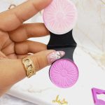 گچ مو سکه ای 6 عددی طرح گل برند TEMPORAY HAIR CHALK کد TH006