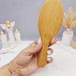 برس مو چوبی مدل دایره ای کف کرم