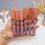 پک 6 تایی رژ مایع خوش رنگ نود برند HUDA MATTE ΜΕ کد 2538