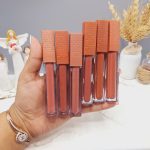 پک 6 تایی رژ مایع خوش رنگ نود برند HUDA MATTE ΜΕ کد 2538
