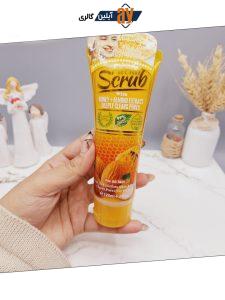 اسکراب صورت لایه بردار و سفید کننده رایحه عسل و بادام وکالی کد WKL787