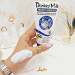 کرم ضدآفتاب  روشن کننده و مات کننده شیر الاغ SPF90 وکالی Wokali کد HA3086