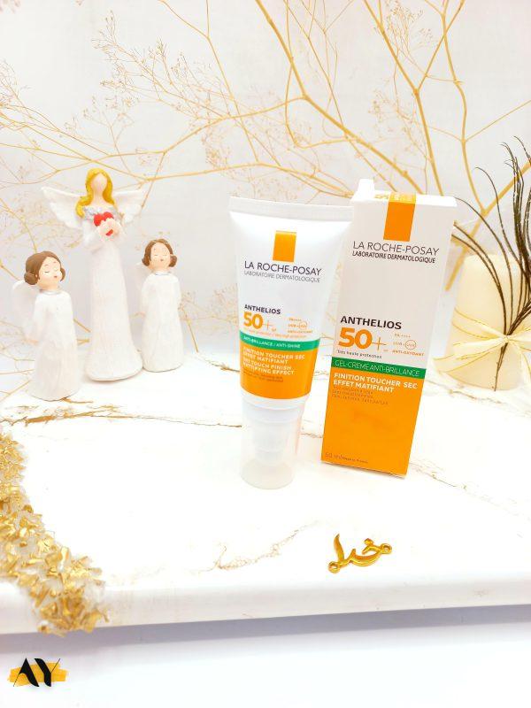 کرم ضدآفتاب بی رنگ مخصوص پوست چرب و مختلط و مستعد جوش لاروش پوزای SPF50 کد 6430