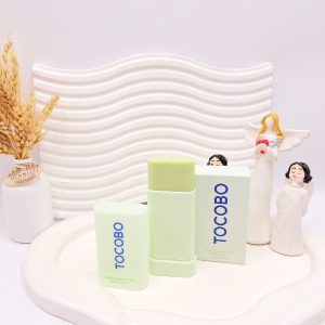 ضد آفتاب استیکی توکوبو مدل تسکین دهنده و خنک کننده حجم 18 گرم مسترکپی کد 0454