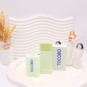 ضد آفتاب استیکی توکوبو مدل تسکین دهنده و خنک کننده حجم 18 گرم مسترکپی کد 0454