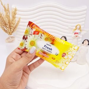 دستمال مرطوب اسانس میوه ای HAPPY Fresh WET WIPES 15 تایی کد 6273
