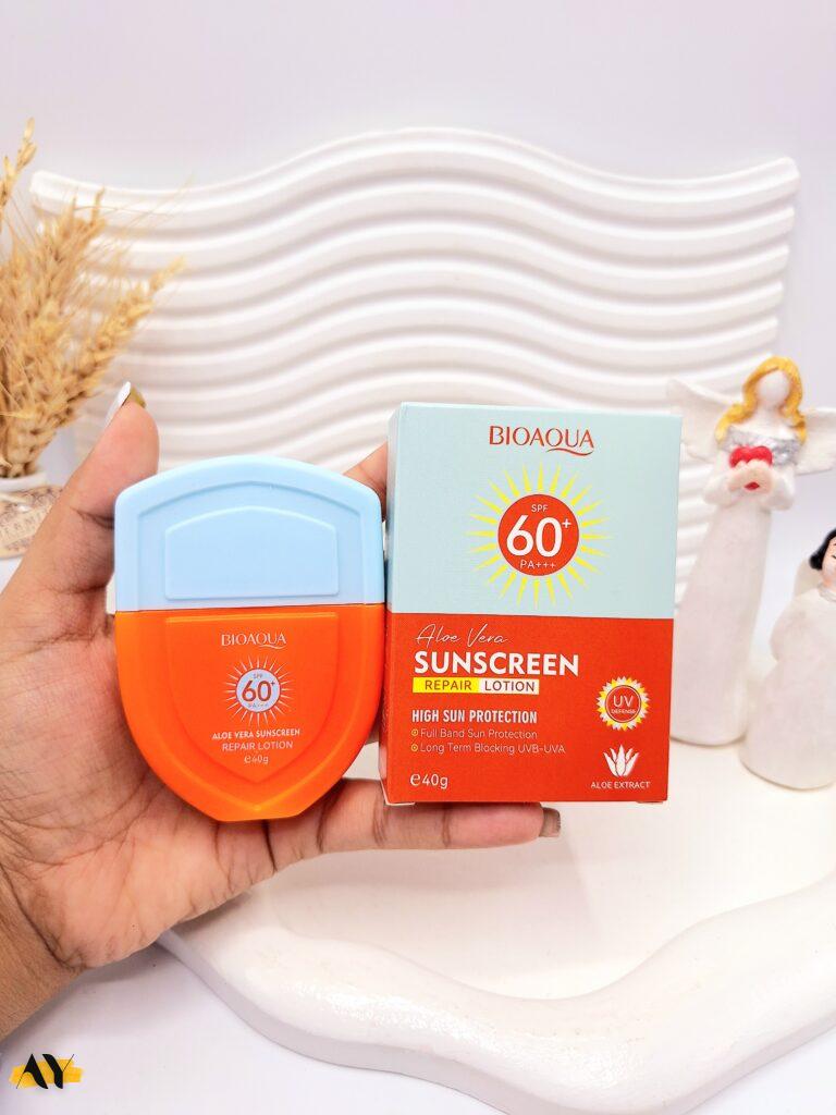 کرم ضد آفتاب بی رنگ بیواکوا 60 Spf با عصاره آلوورا کد 37381