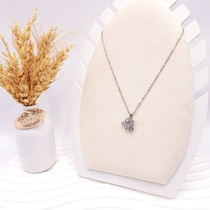 گردنبند پینترستی طرح پروانه شیشه ای نگین دار