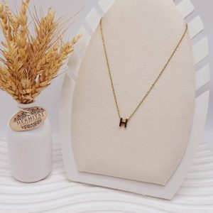 گردنبند حروف H رنگ طلایی