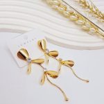 گوشواره آب نقره مدل مجلسی 3 پر آویز دار