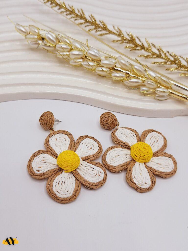 گوشواره حصیری مدل گل طرح دوم