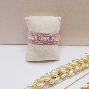 دستبند پارچه ای نگین دار CHRISTIAN DIOR (رنگ گلبهی)