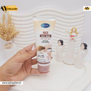 فیس واش صورت برنج مخصوص روشنایی و جوانسازی پوست مکس لیدی