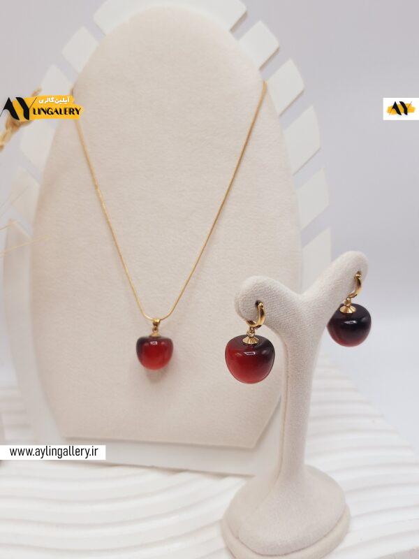ست گوشواره و گردنبند طرح گیلاسی